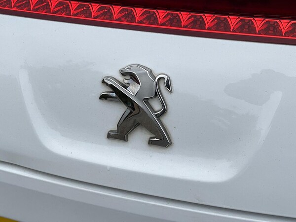Used Peugeot RCZ 2015 for sale - 76082536: Photo 41