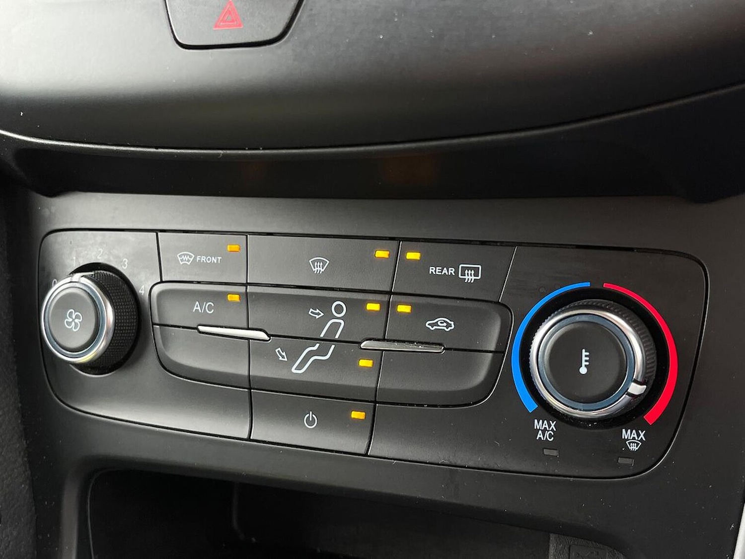 Used Ford Focus 2017 for sale - 76353635: Photo 12