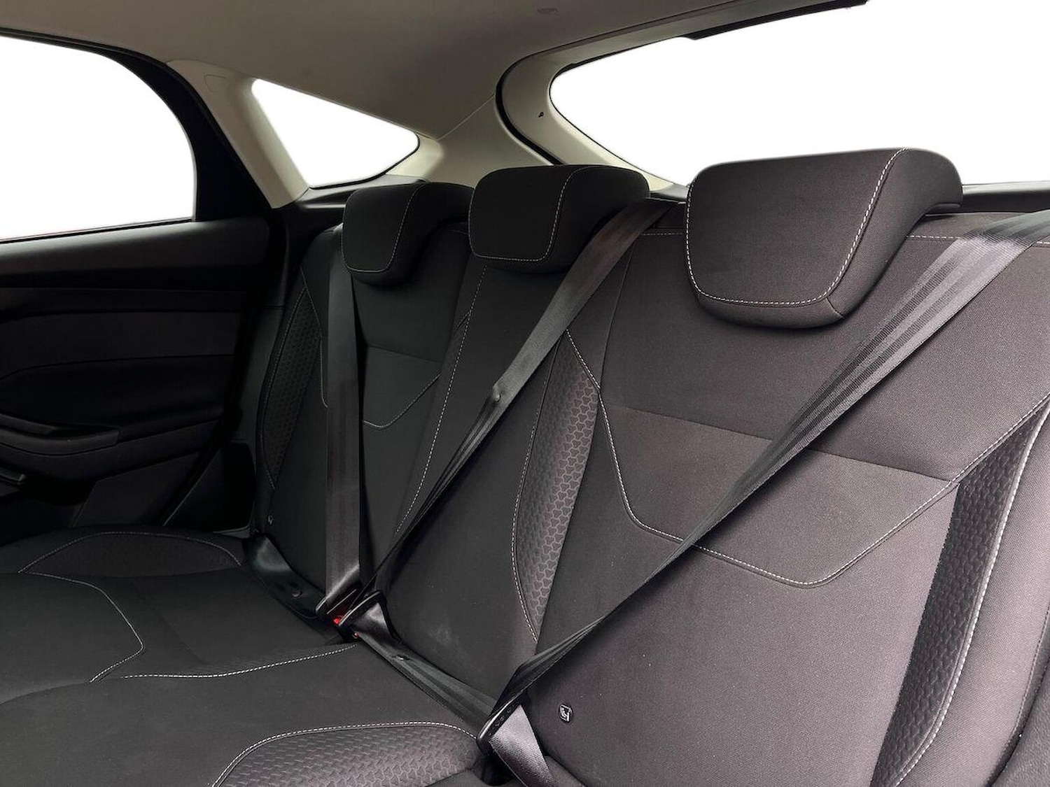 Used Ford Focus 2017 for sale - 76353635: Photo 16