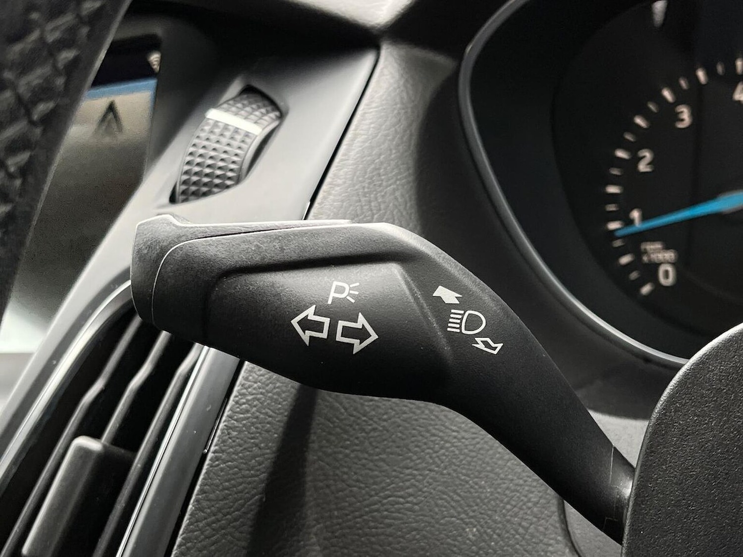 Used Ford Focus 2017 for sale - 76353635: Photo 28