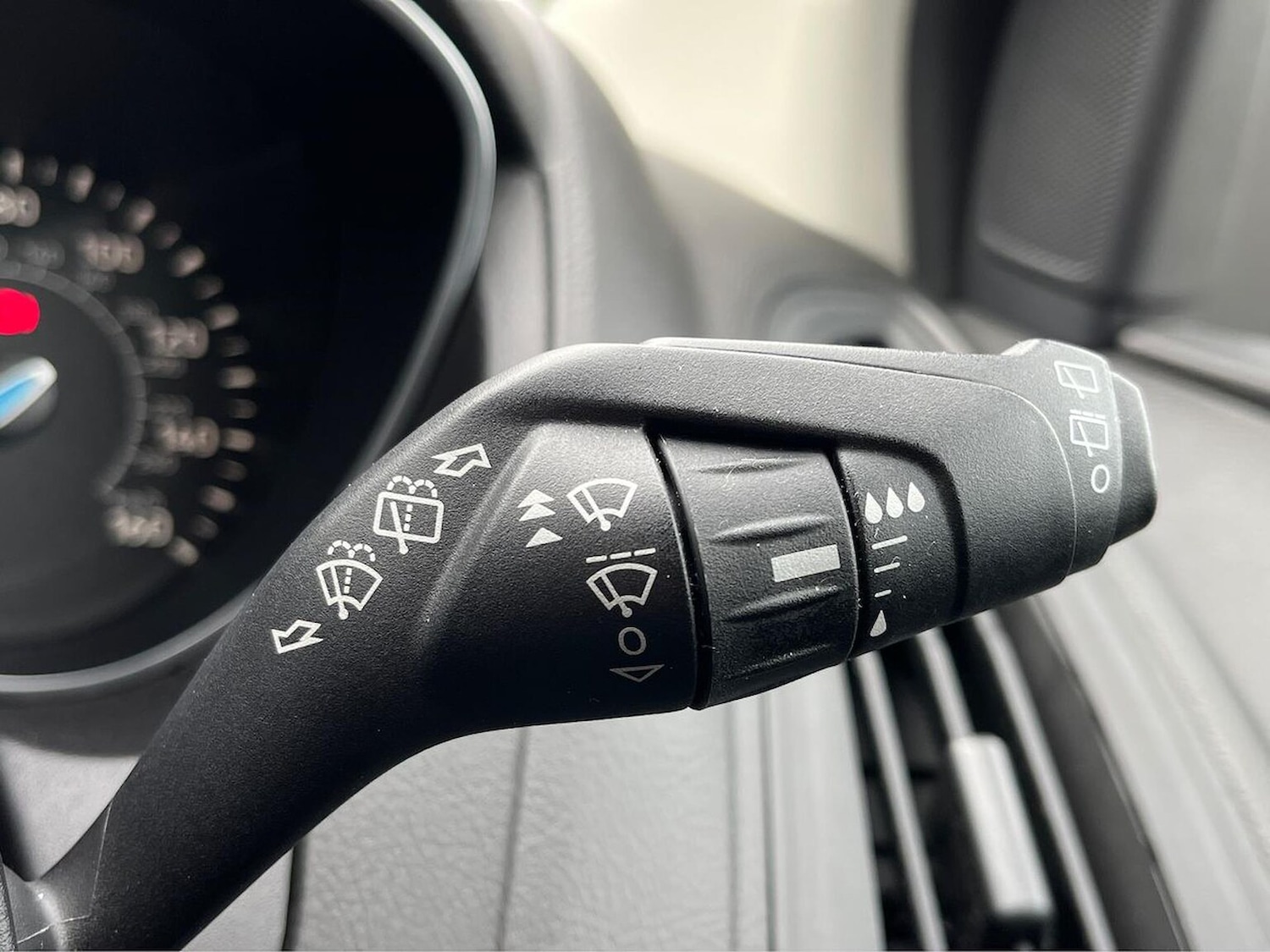 Used Ford Focus 2017 for sale - 76353635: Photo 29