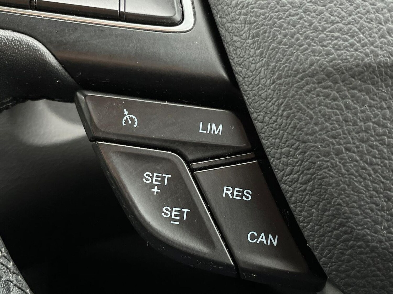 Used Ford Focus 2017 for sale - 76353635: Photo 30