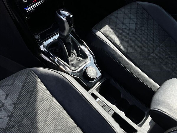 Used Volkswagen T-Roc 2023 for sale - 75513073: Photo 13