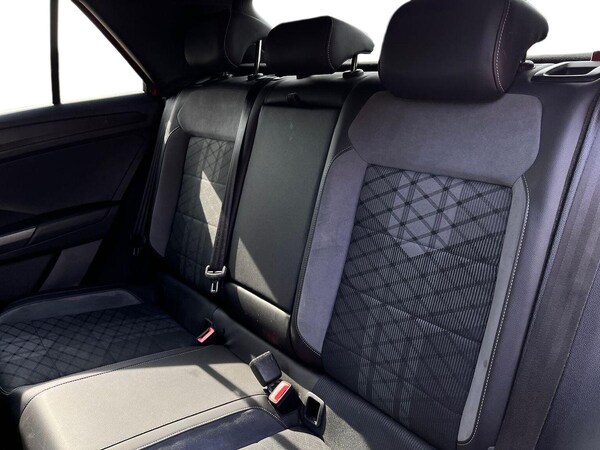 Used Volkswagen T-Roc 2023 for sale - 75513073: Photo 16