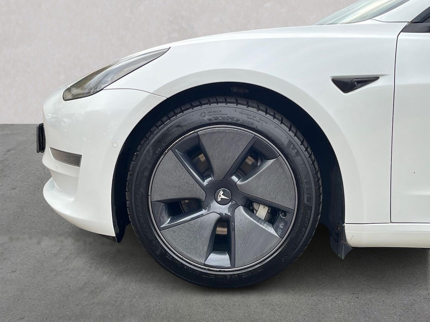 Used Tesla Model 3 2021 for sale - 76504959: Photo 6