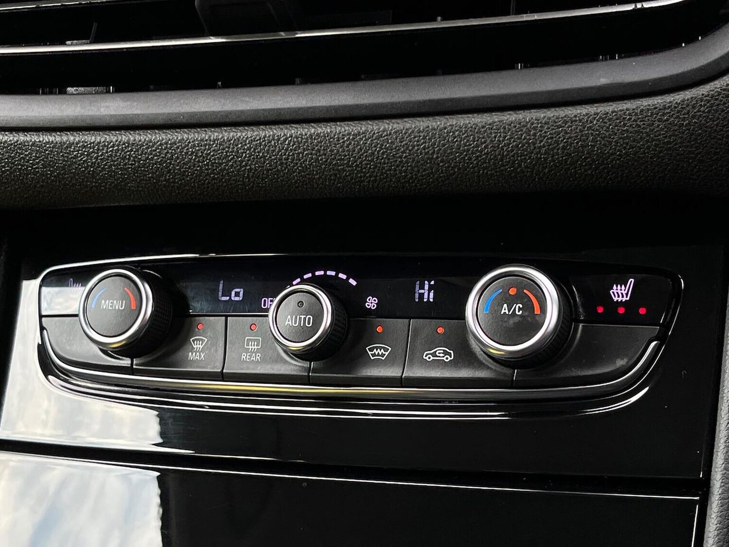 Used Vauxhall Grandland 2024 for sale - 77488638: Photo 12