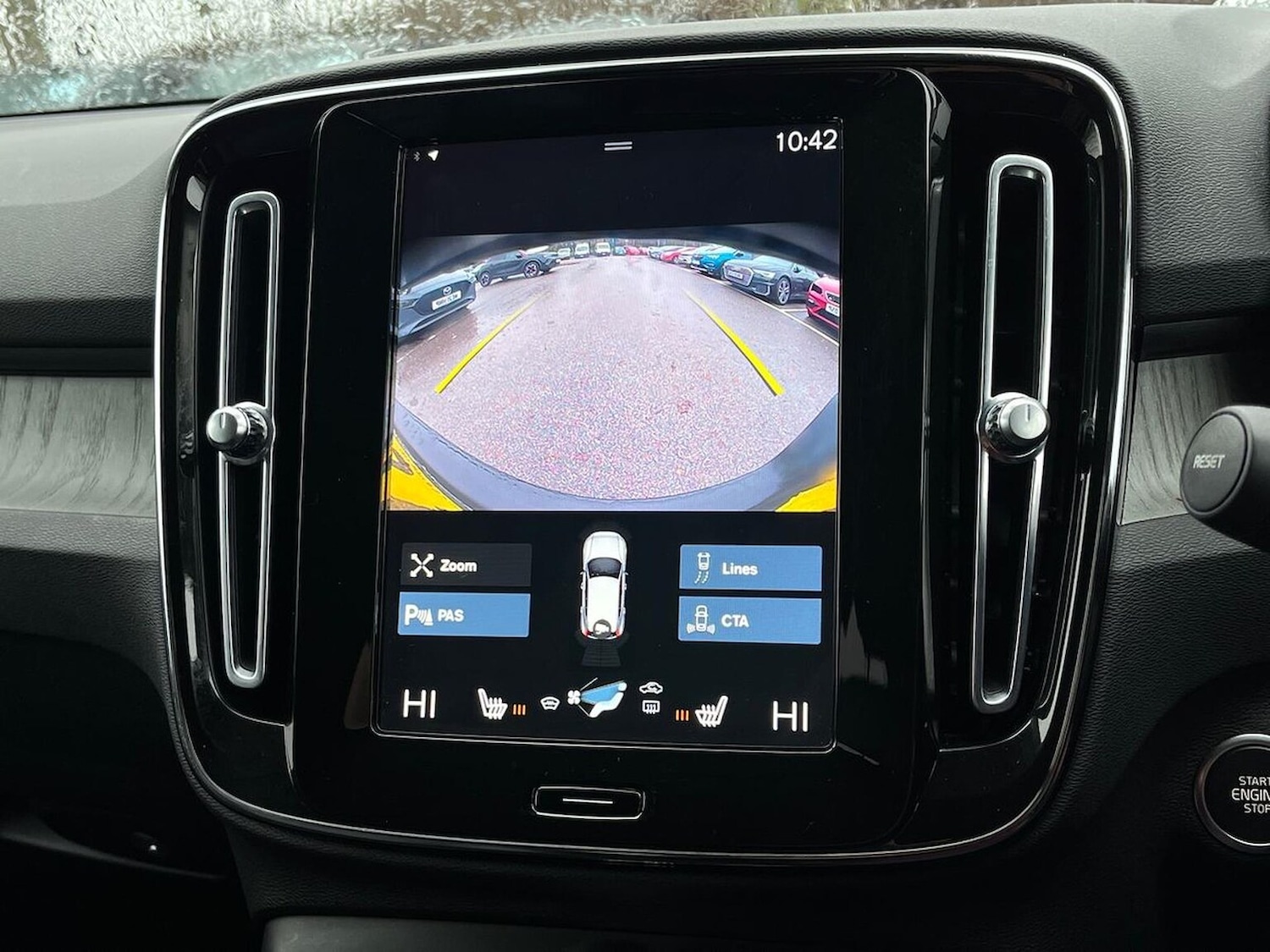 Used Volvo XC40 2020 for sale - 76969960: Photo 24