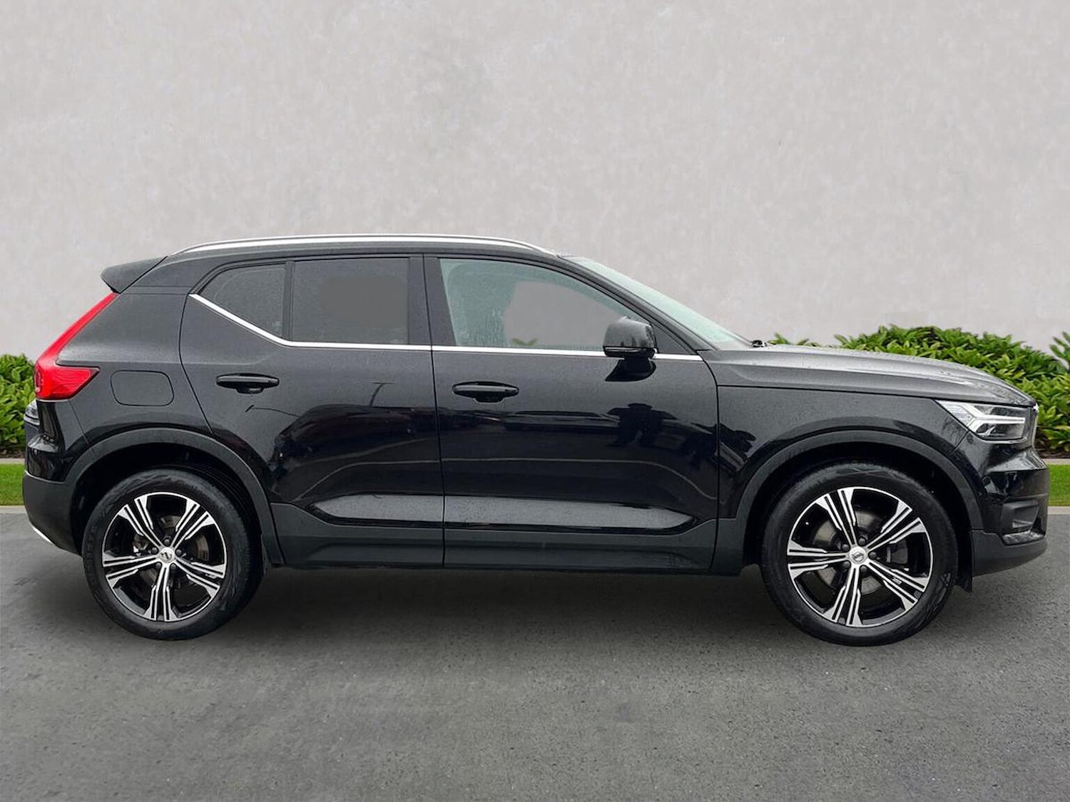 Used Volvo XC40 2020 for sale - 76969960: Photo 3