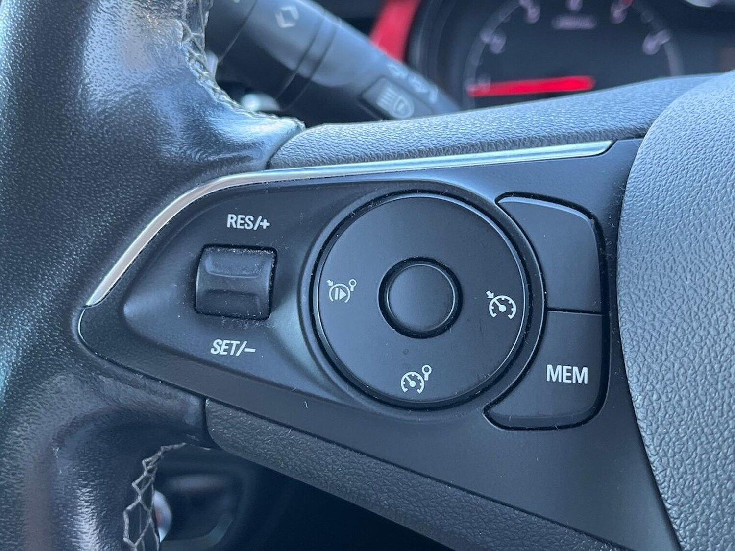 Used Vauxhall Crossland 2021 for sale - 78196512: Photo 28