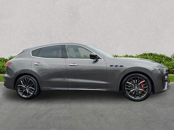 Used Maserati Levante 2023 for sale - 78360225: Photo