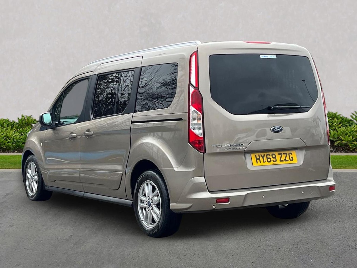 Used Ford Grand Tourneo Connect 2019 for sale - 78196470: Photo 2