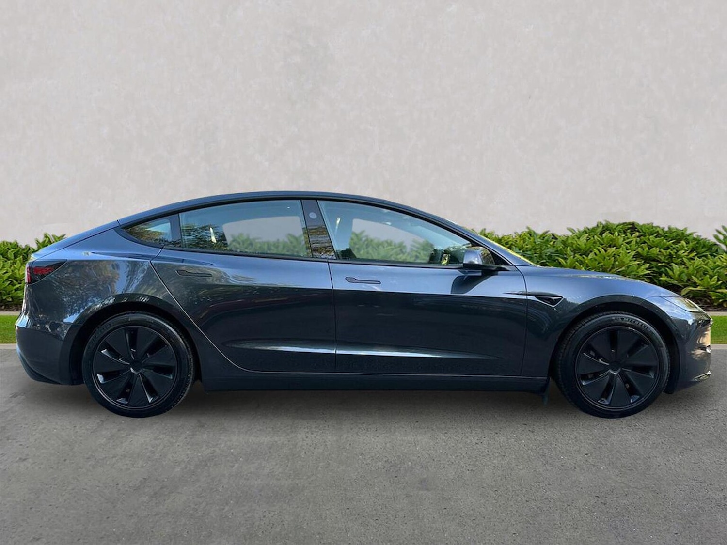 Used Tesla Model 3 2024 for sale - 76293005: Photo 3