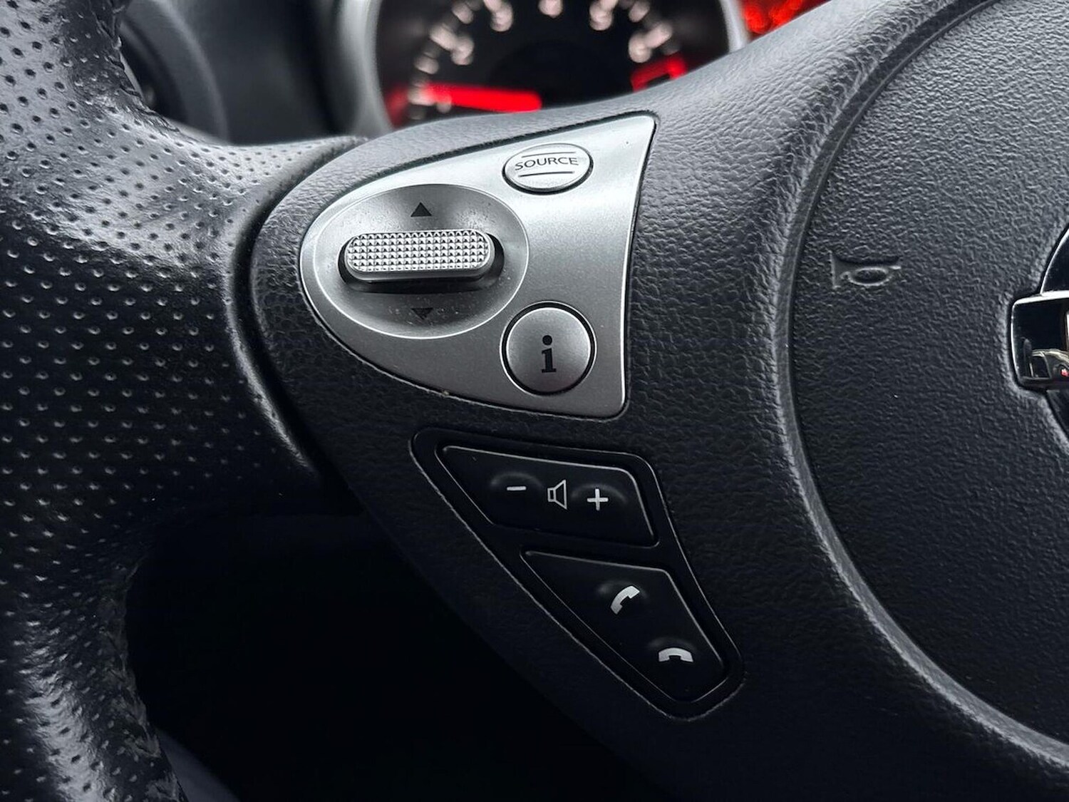 Used Nissan Juke 2018 for sale - 77033515: Photo 27