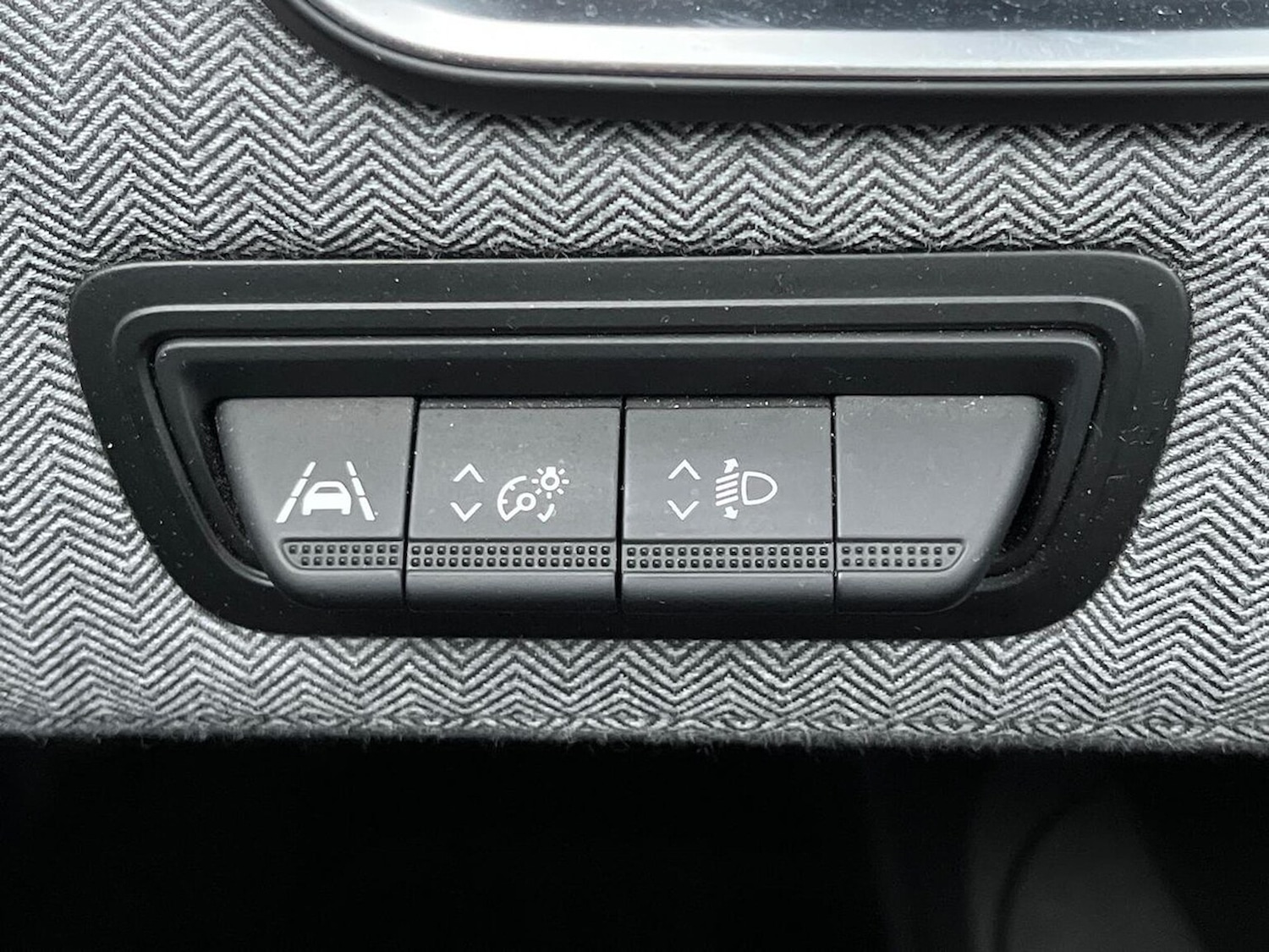 Used Renault Clio 2024 for sale - 76951166: Photo 23