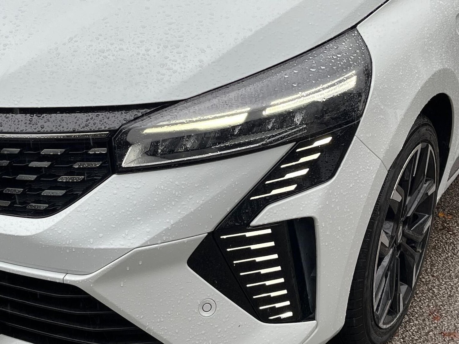 Used Renault Clio 2024 for sale - 76951166: Photo 35