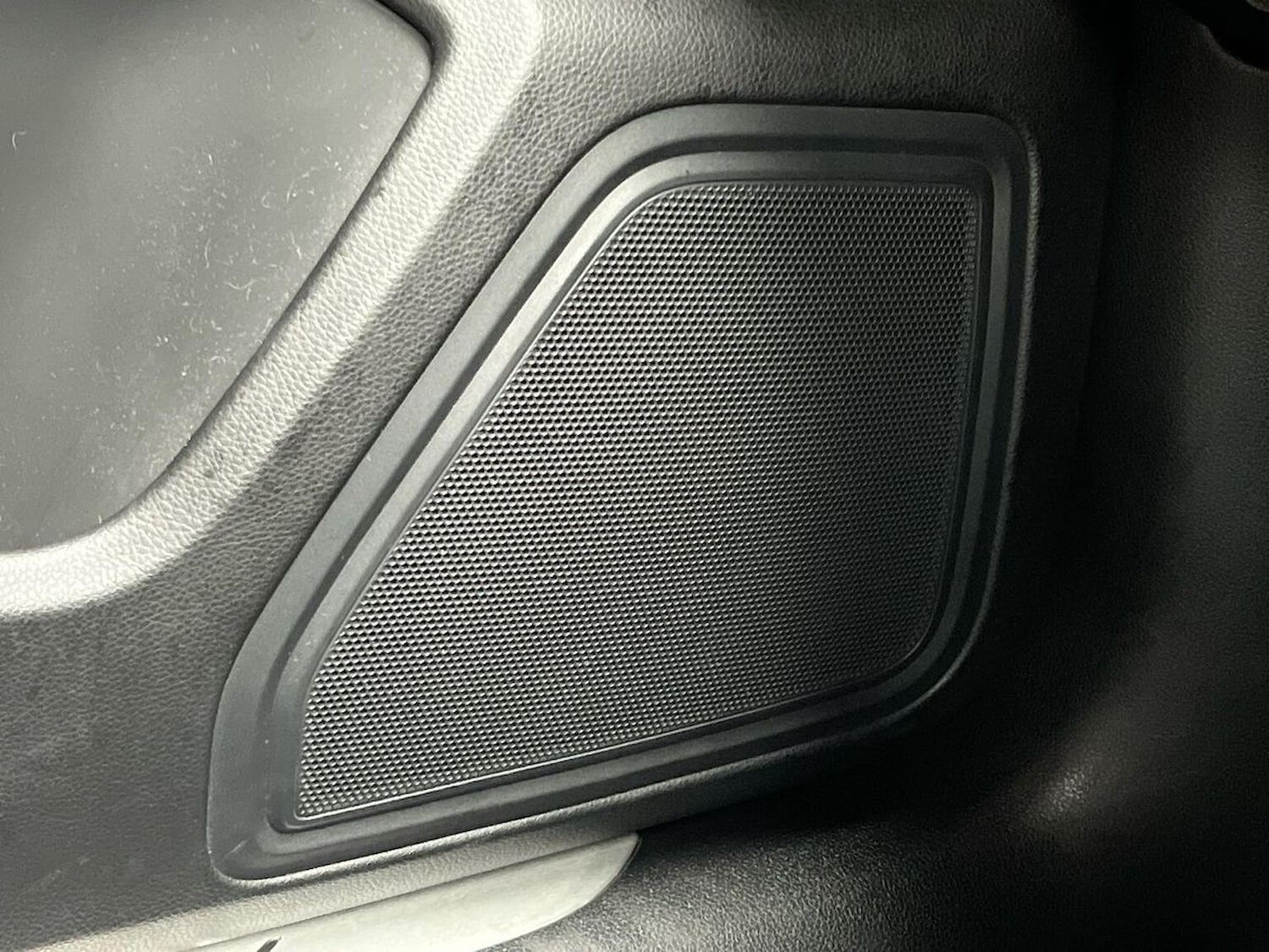 Used Porsche Macan 2015 for sale - 76906308: Photo 32