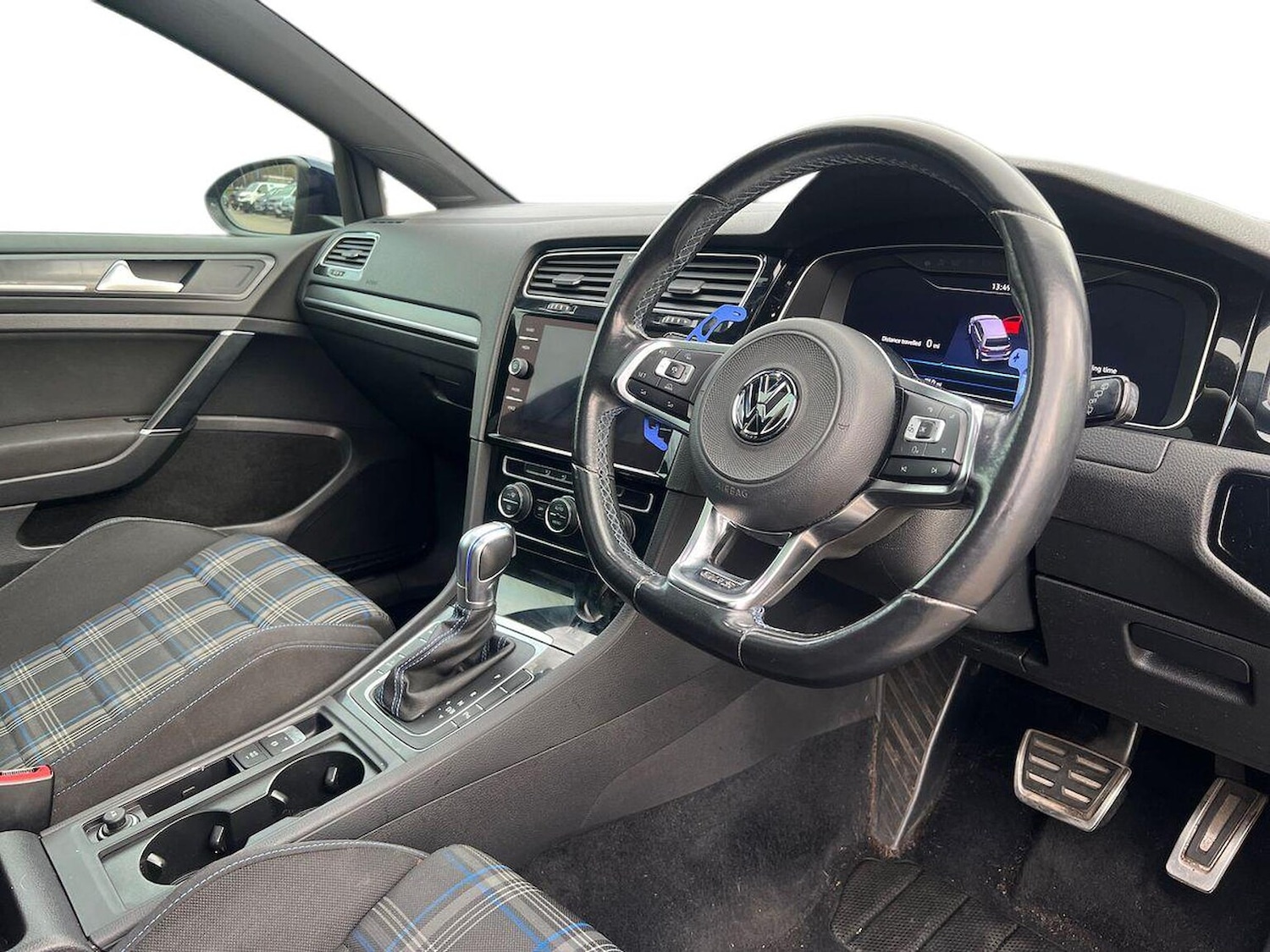Used Volkswagen Golf 2018 for sale - 77069998: Photo 16