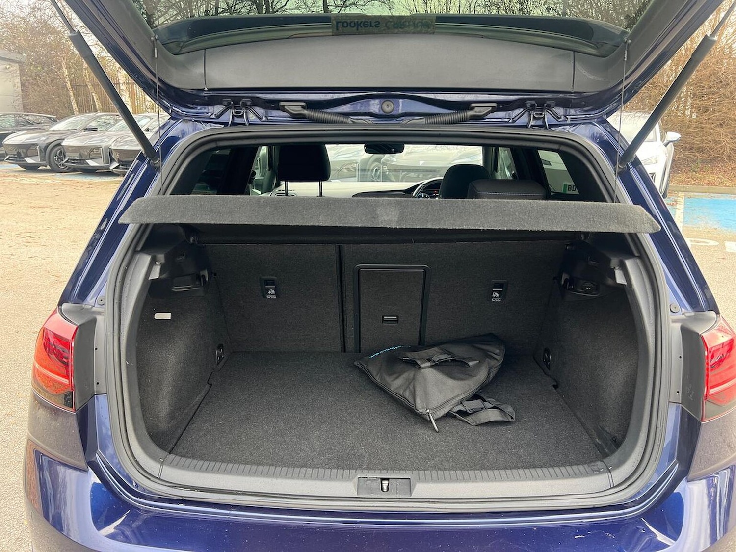 Used Volkswagen Golf 2018 for sale - 77069998: Photo 18