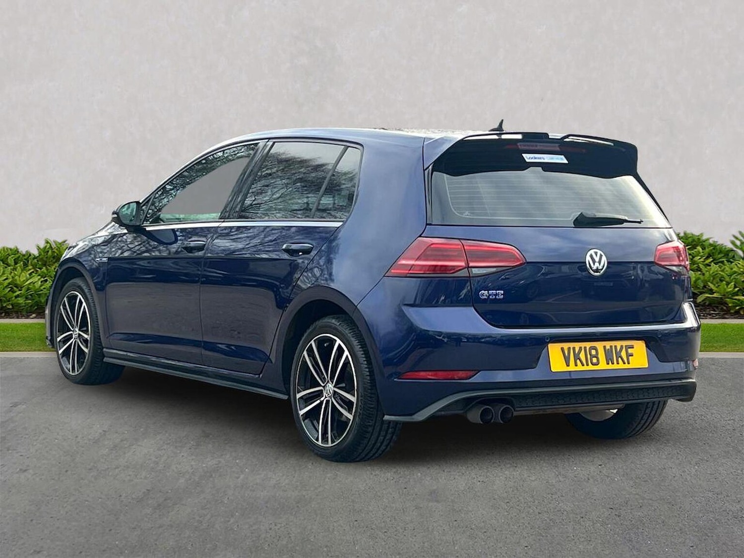 Used Volkswagen Golf 2018 for sale - 77069998: Photo 2