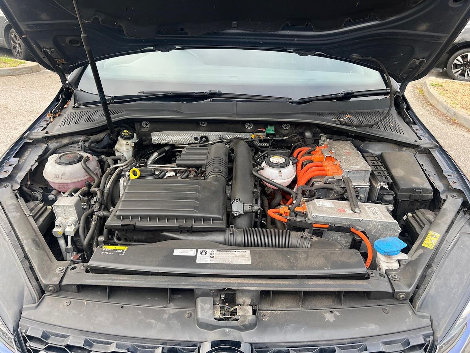 Used Volkswagen Golf 2018 for sale - 77069998: Photo 40