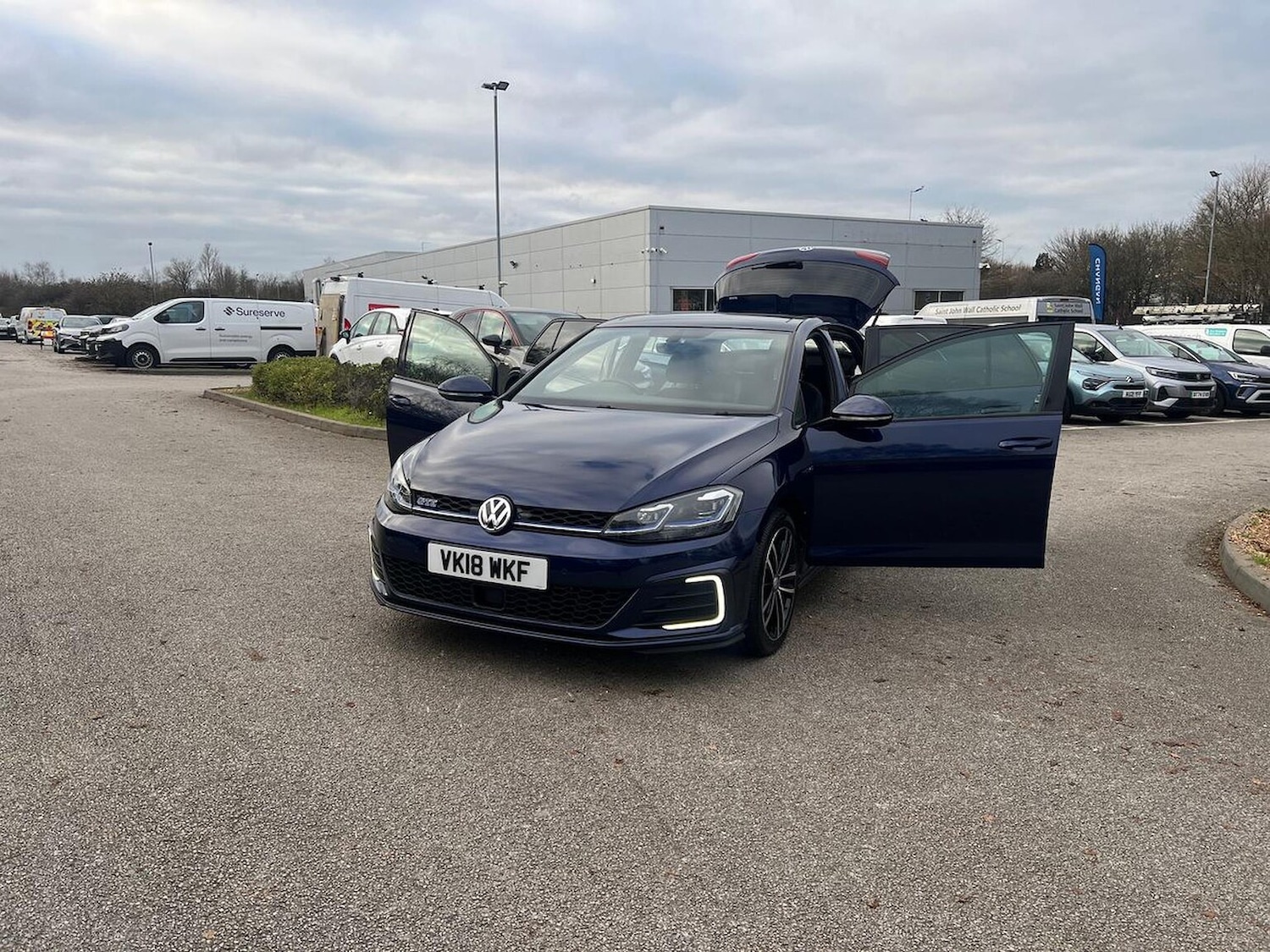 Used Volkswagen Golf 2018 for sale - 77069998: Photo 41