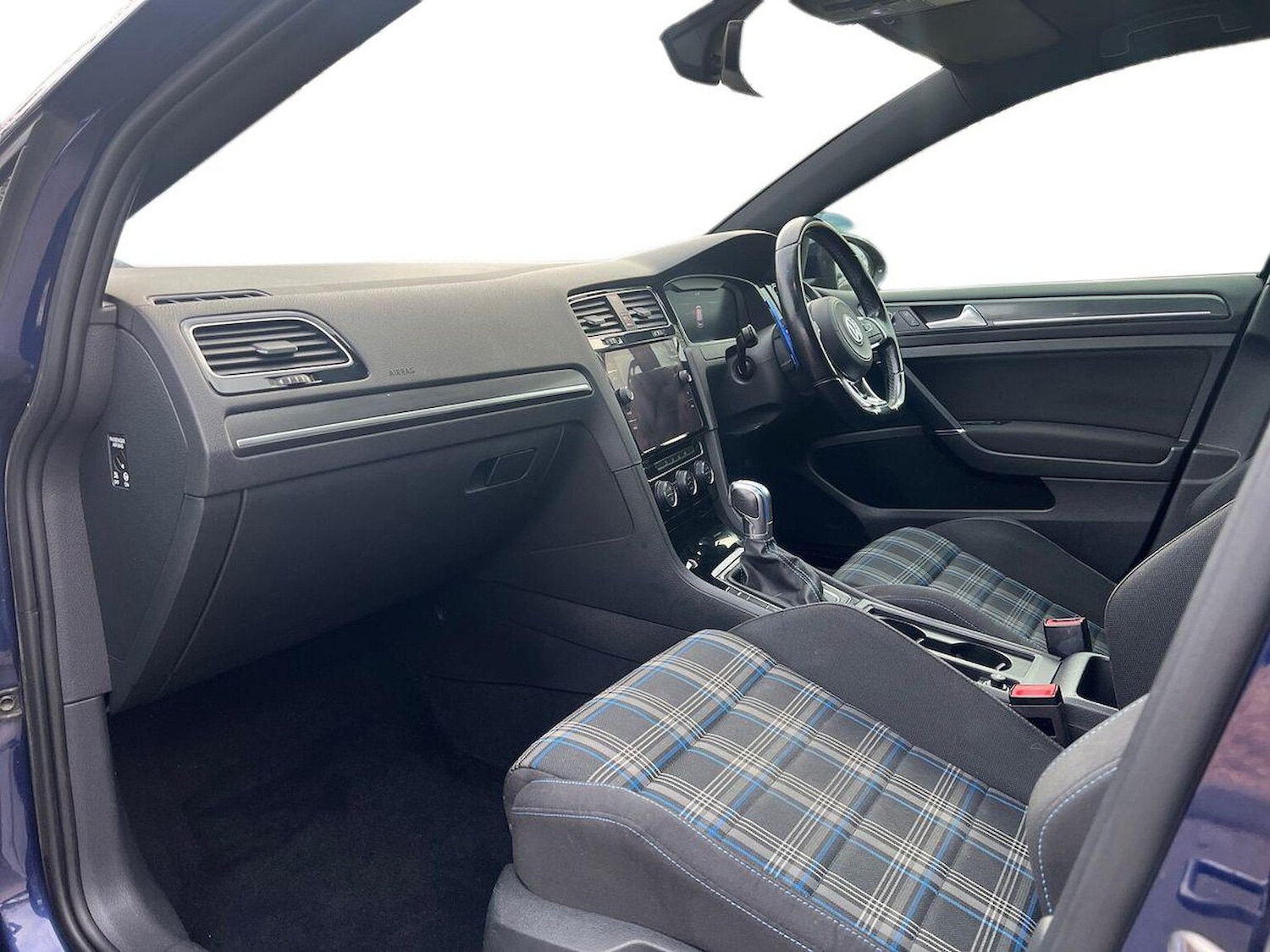 Used Volkswagen Golf 2018 for sale - 77069998: Photo 8