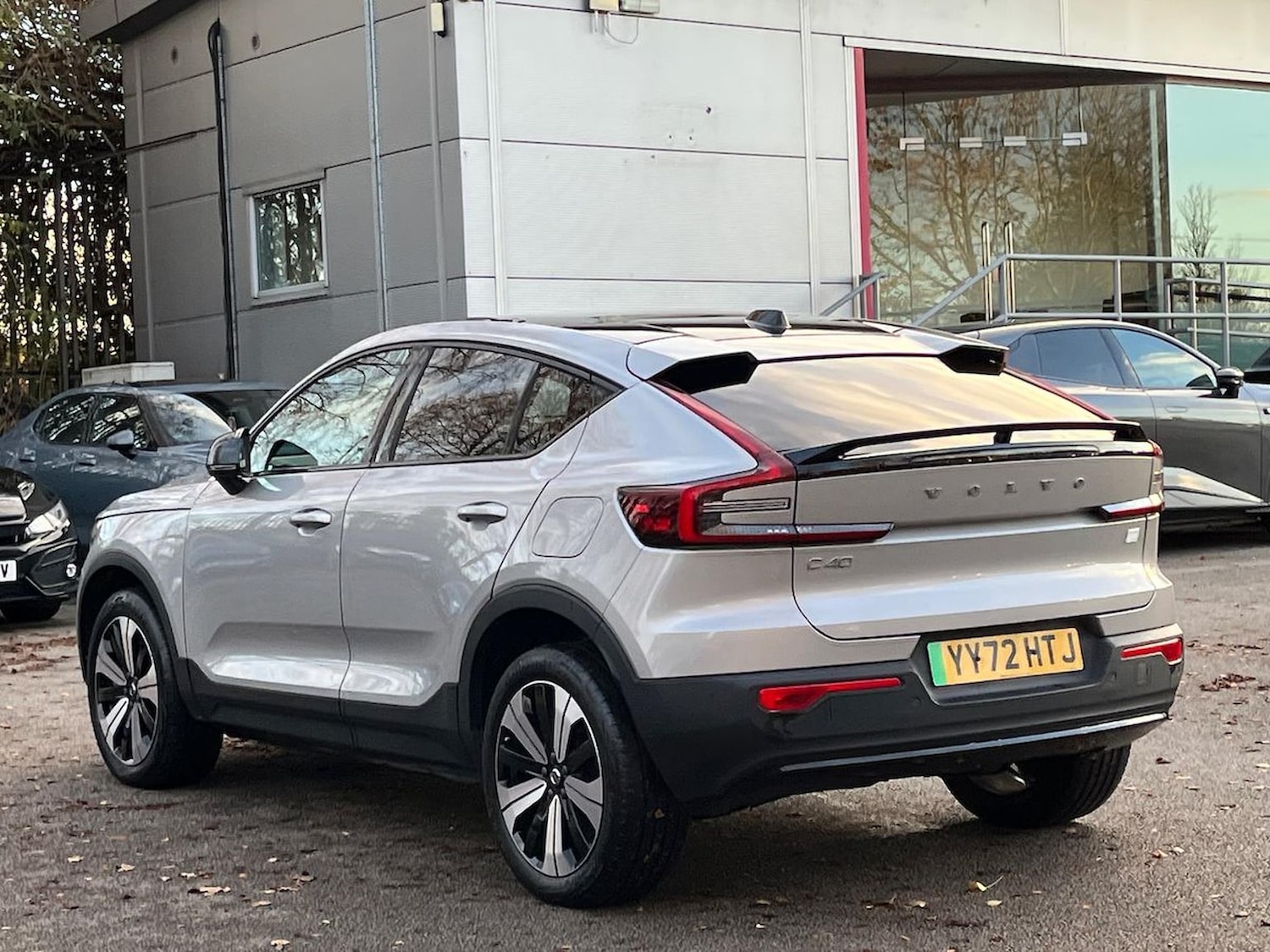 Used Volvo C40 2022 for sale - 76628125: Photo 2