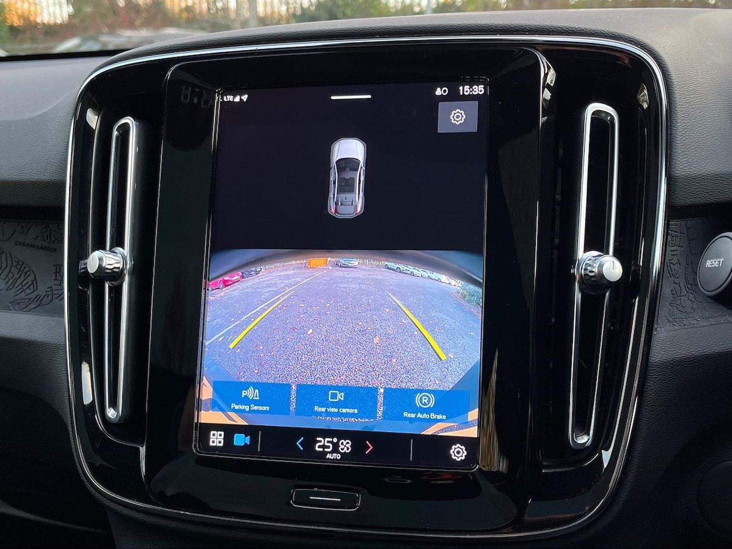 Used Volvo C40 2022 for sale - 76628125: Photo 24