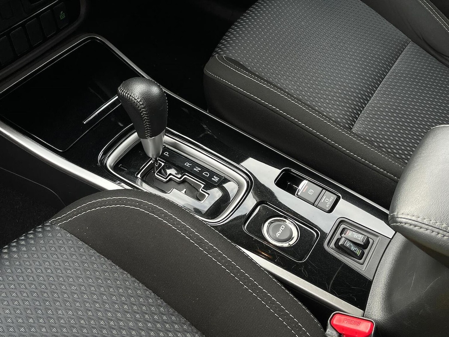 Used Mitsubishi Outlander 2020 for sale - 76464641: Photo 13