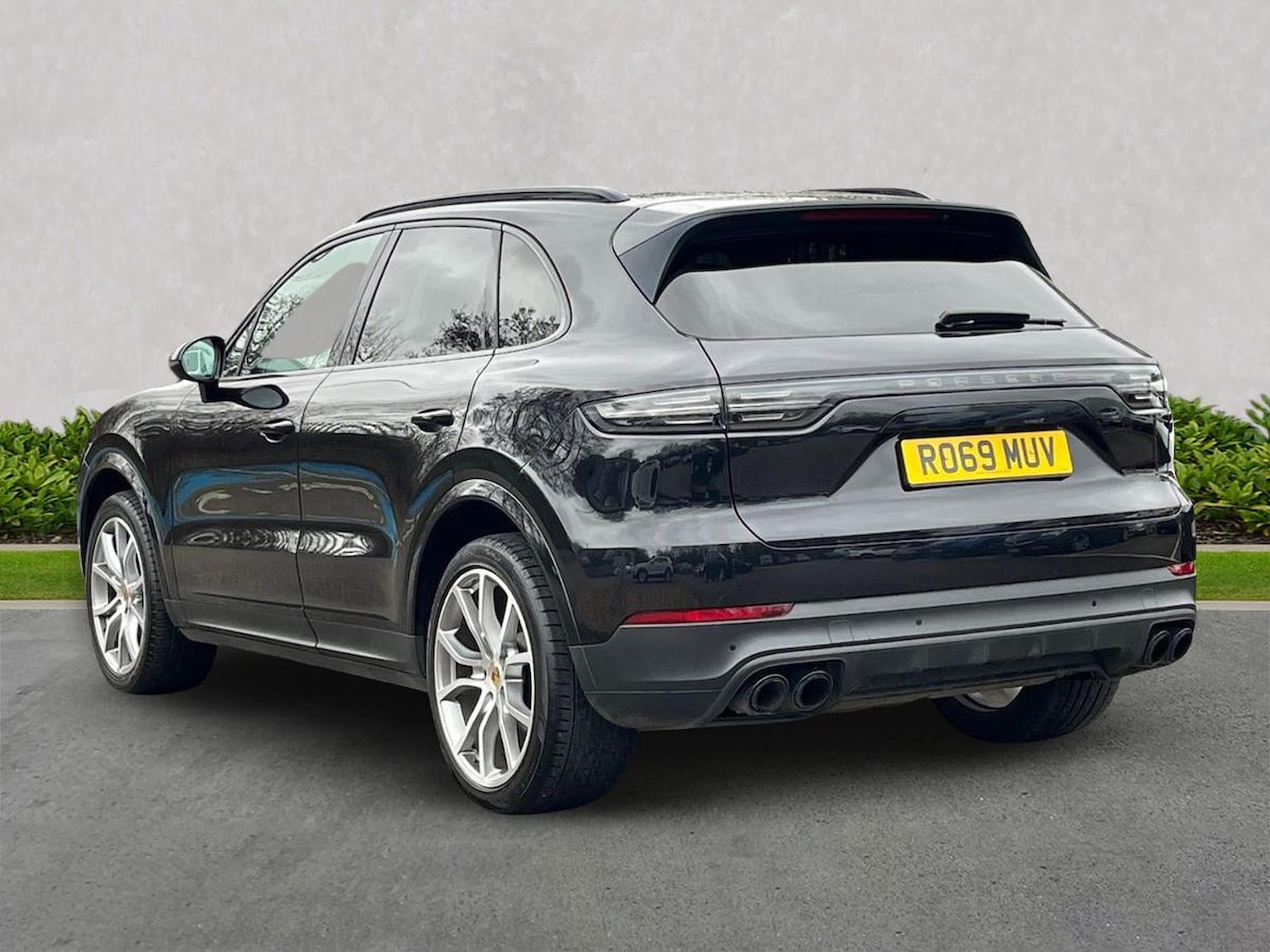 Used Porsche Cayenne 2019 for sale - 78190997: Photo 2