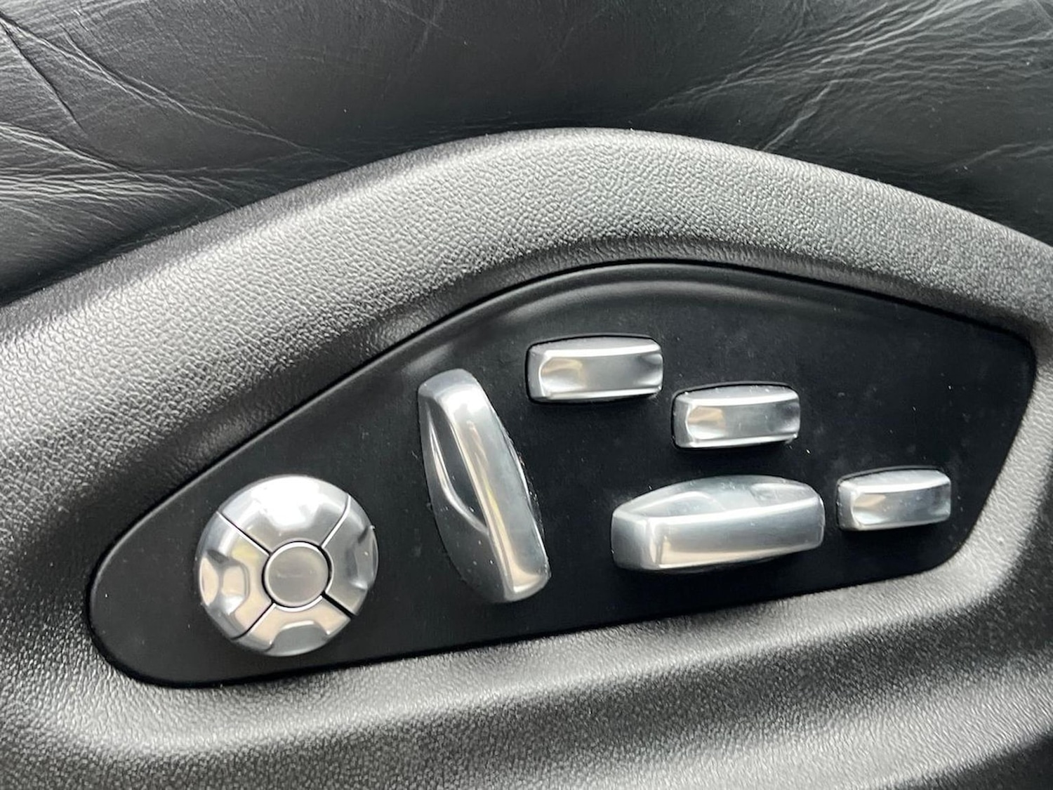 Used Porsche Cayenne 2019 for sale - 78190997: Photo 32