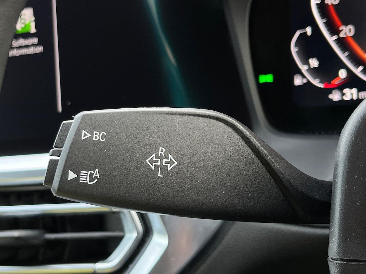 Used BMW 3 Series 2021 for sale - 76346987: Photo 28