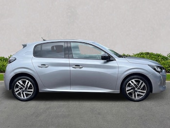 Used Peugeot 208 2022 for sale - 75513038: Photo