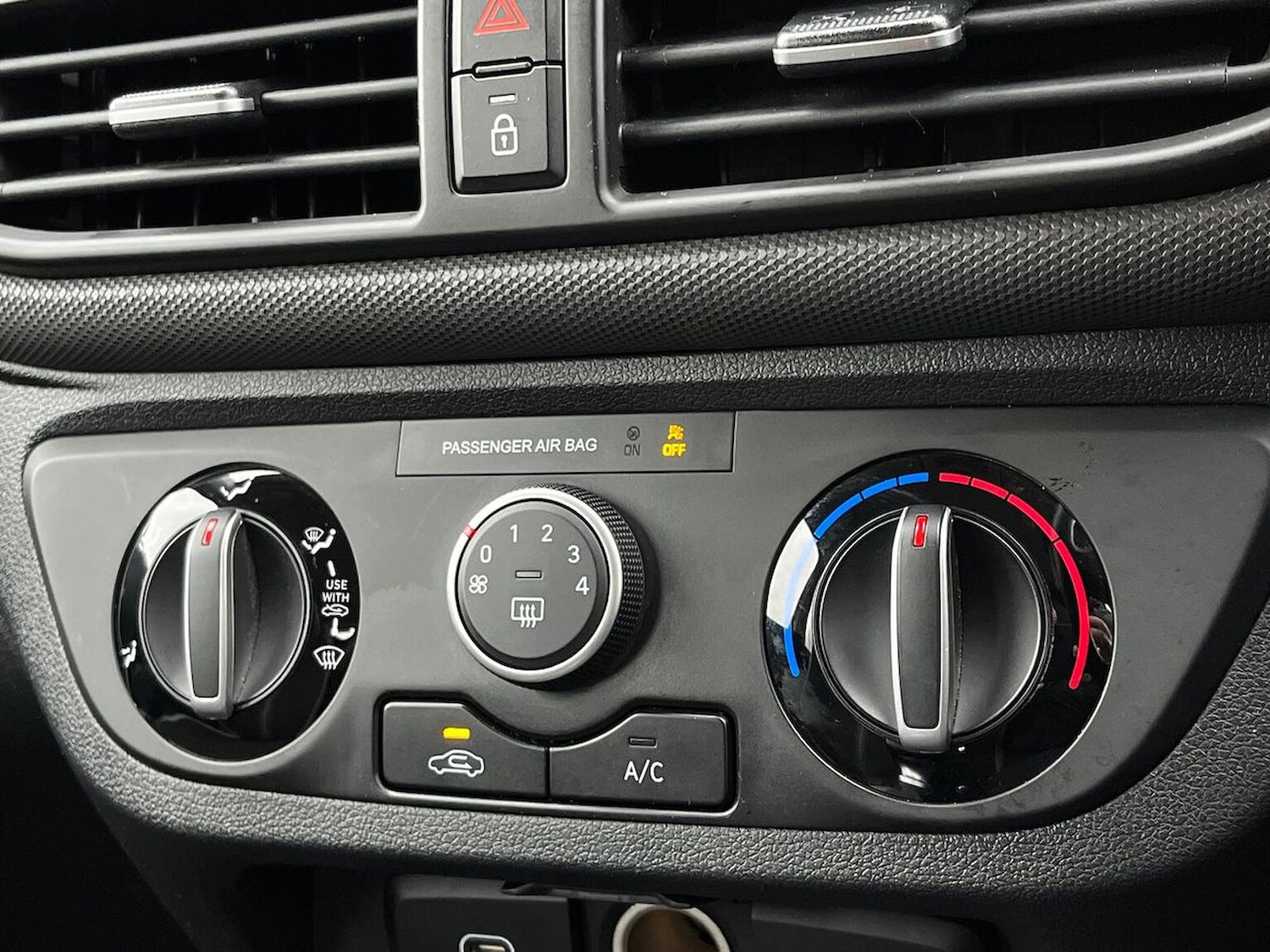 Used Hyundai i10 2024 for sale - 76464677: Photo 12