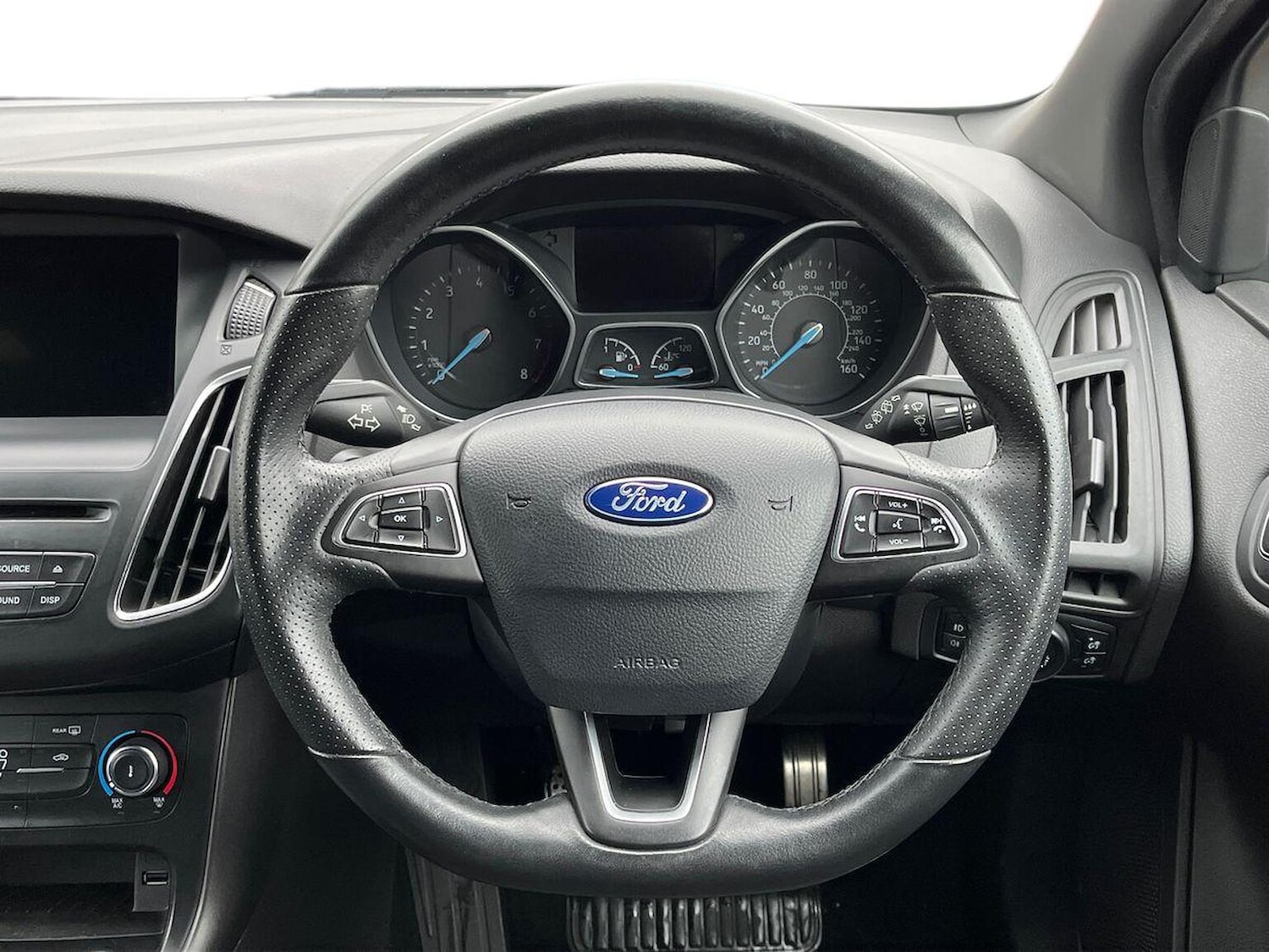 Used Ford Focus 2018 for sale - 76470994: Photo 9