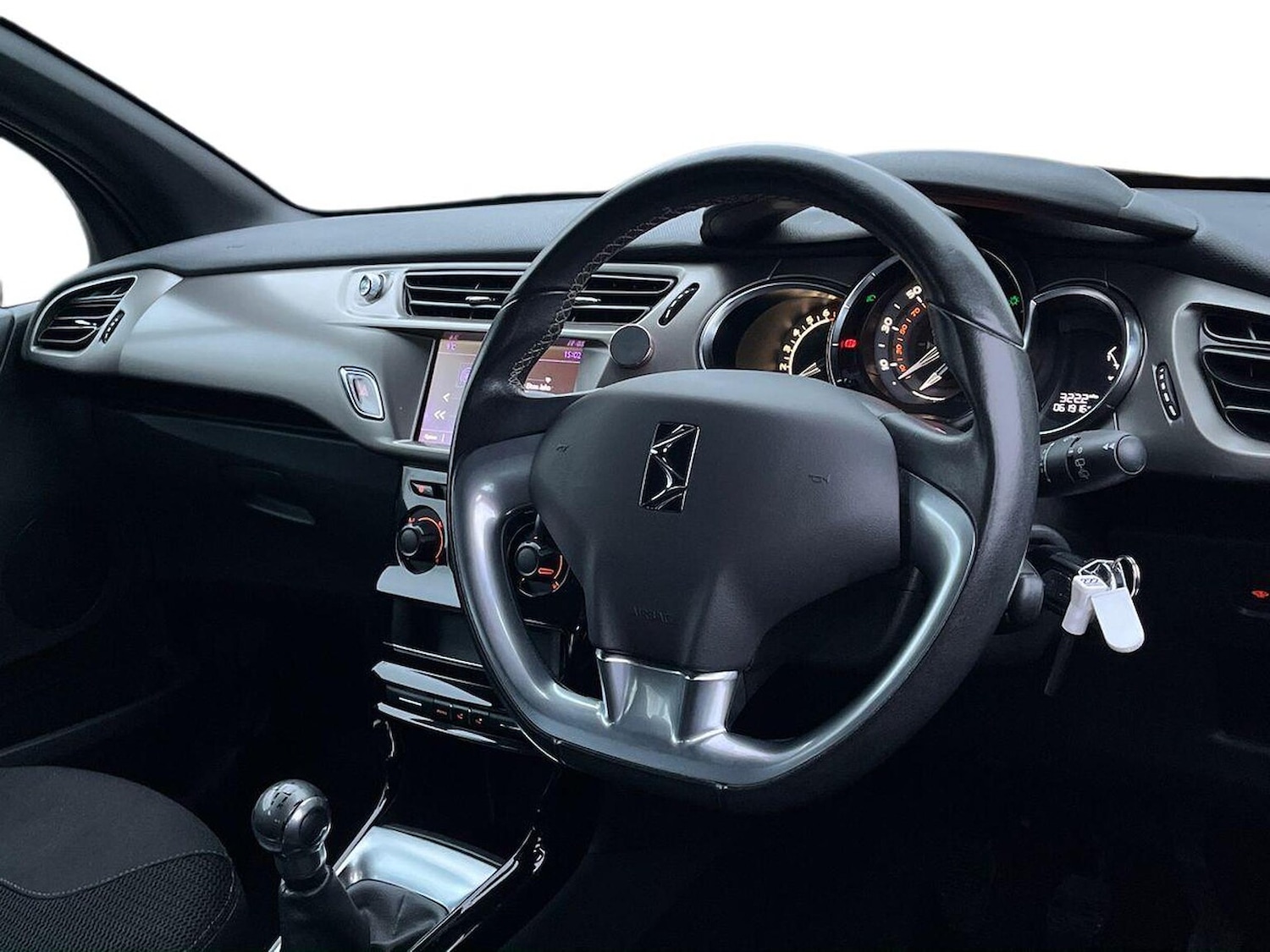 Used DS Automobiles DS 3 2016 for sale - 77033495: Photo 16