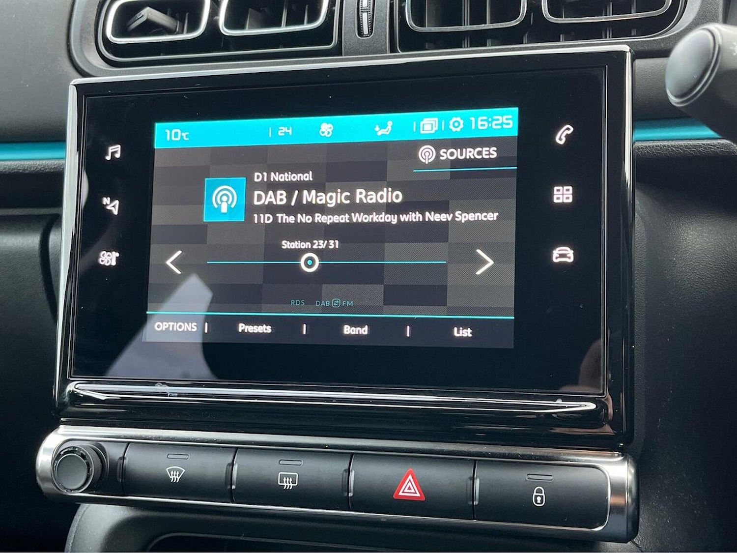 Used Citroen C3 2023 for sale - 76396910: Photo 11