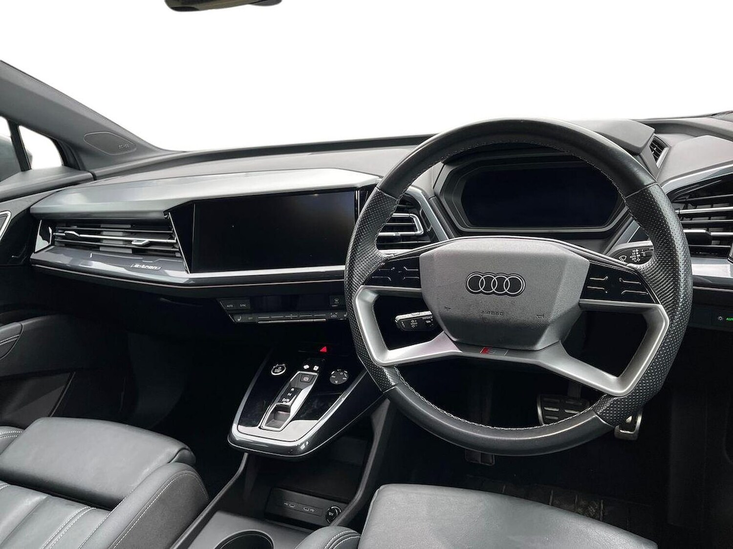 Used Audi Q4 e-tron 2023 for sale - 78139567: Photo 18