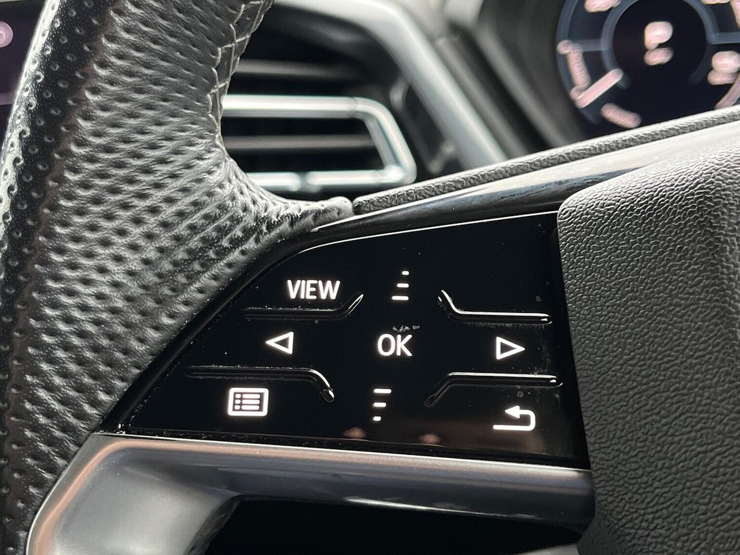 Used Audi Q4 e-tron 2023 for sale - 78139567: Photo 29