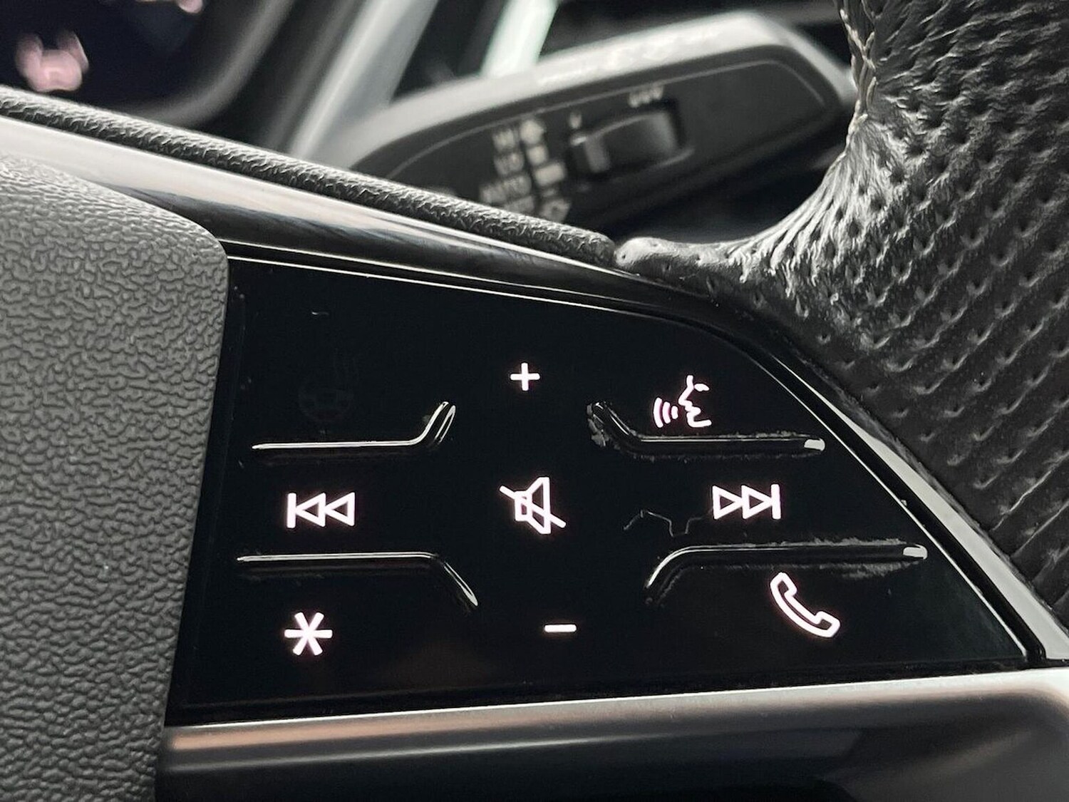 Used Audi Q4 e-tron 2023 for sale - 78139567: Photo 30