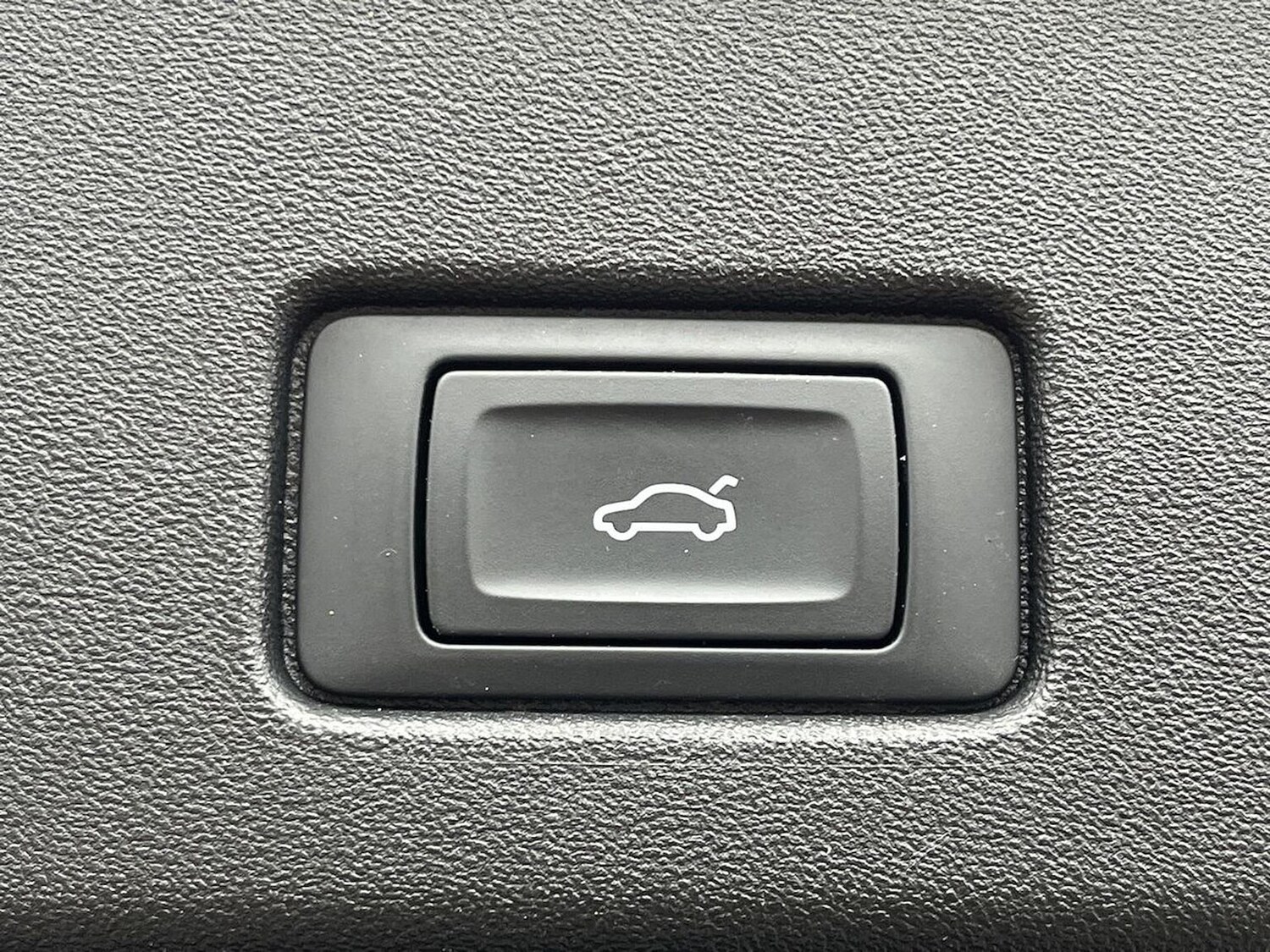 Used Audi Q4 e-tron 2023 for sale - 78139567: Photo 46