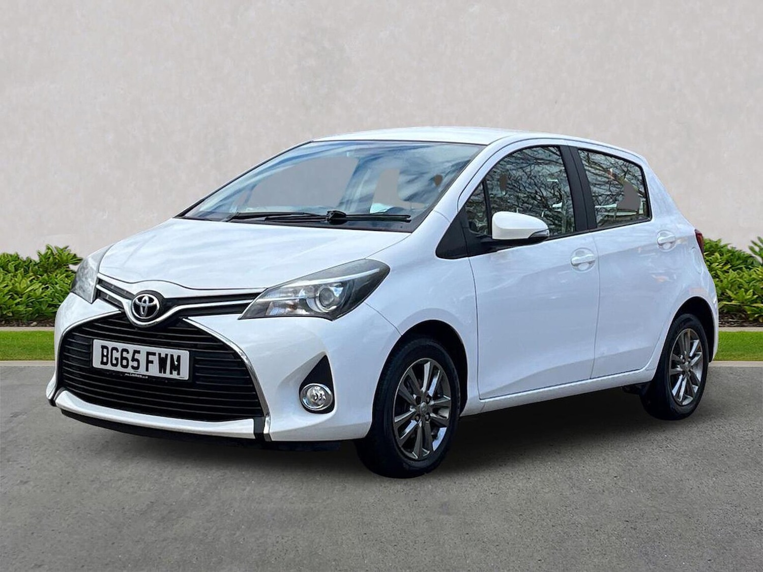 Used Toyota Yaris 2015 for sale - 76628119: Photo 21