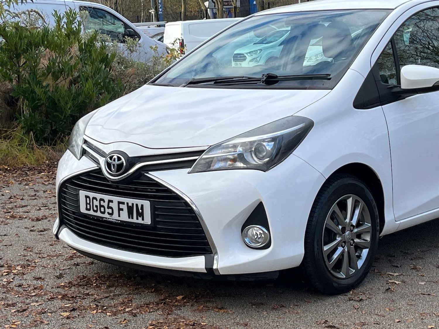 Used Toyota Yaris 2015 for sale - 76628119: Photo 40