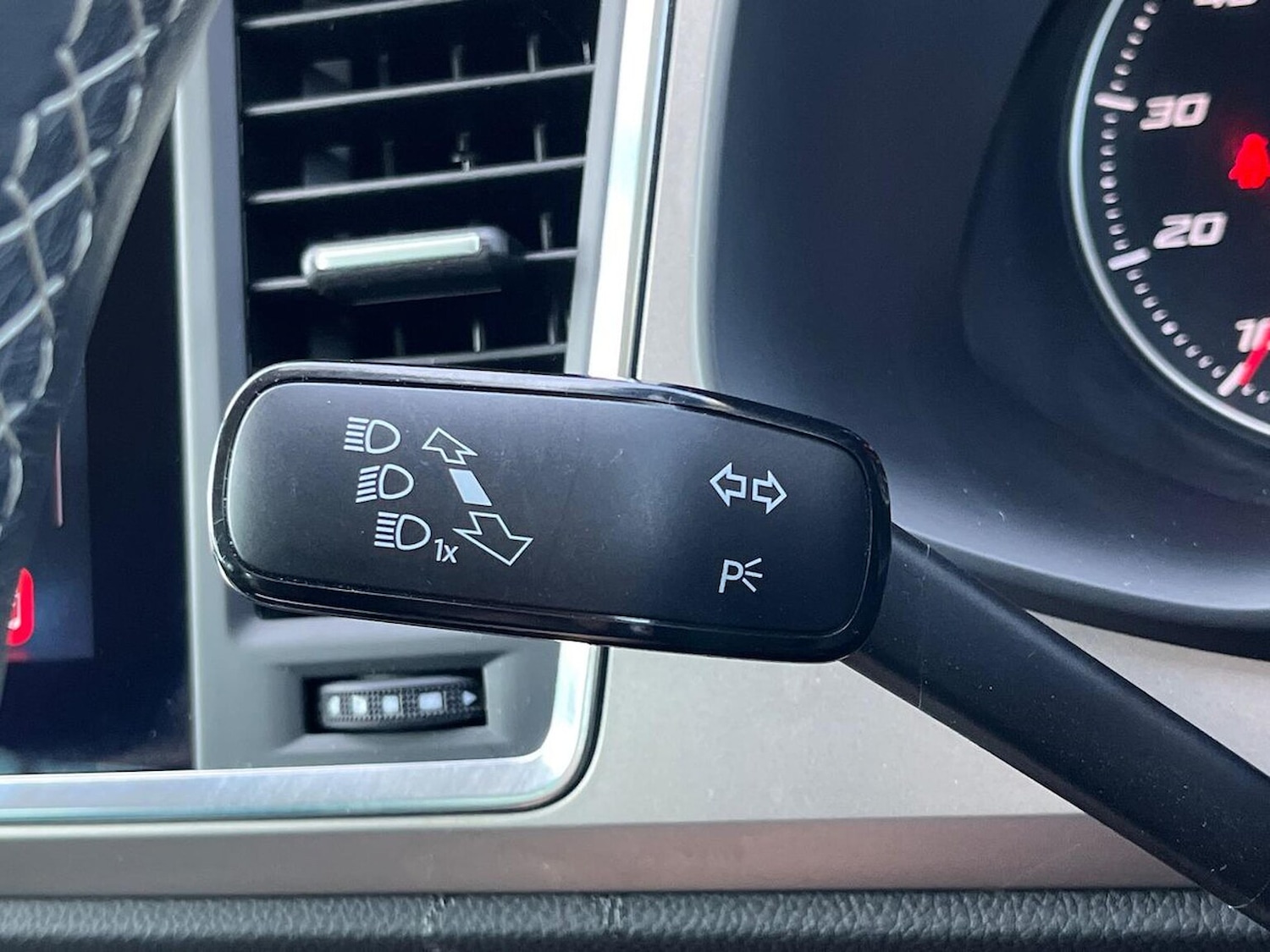 Vehicle 28