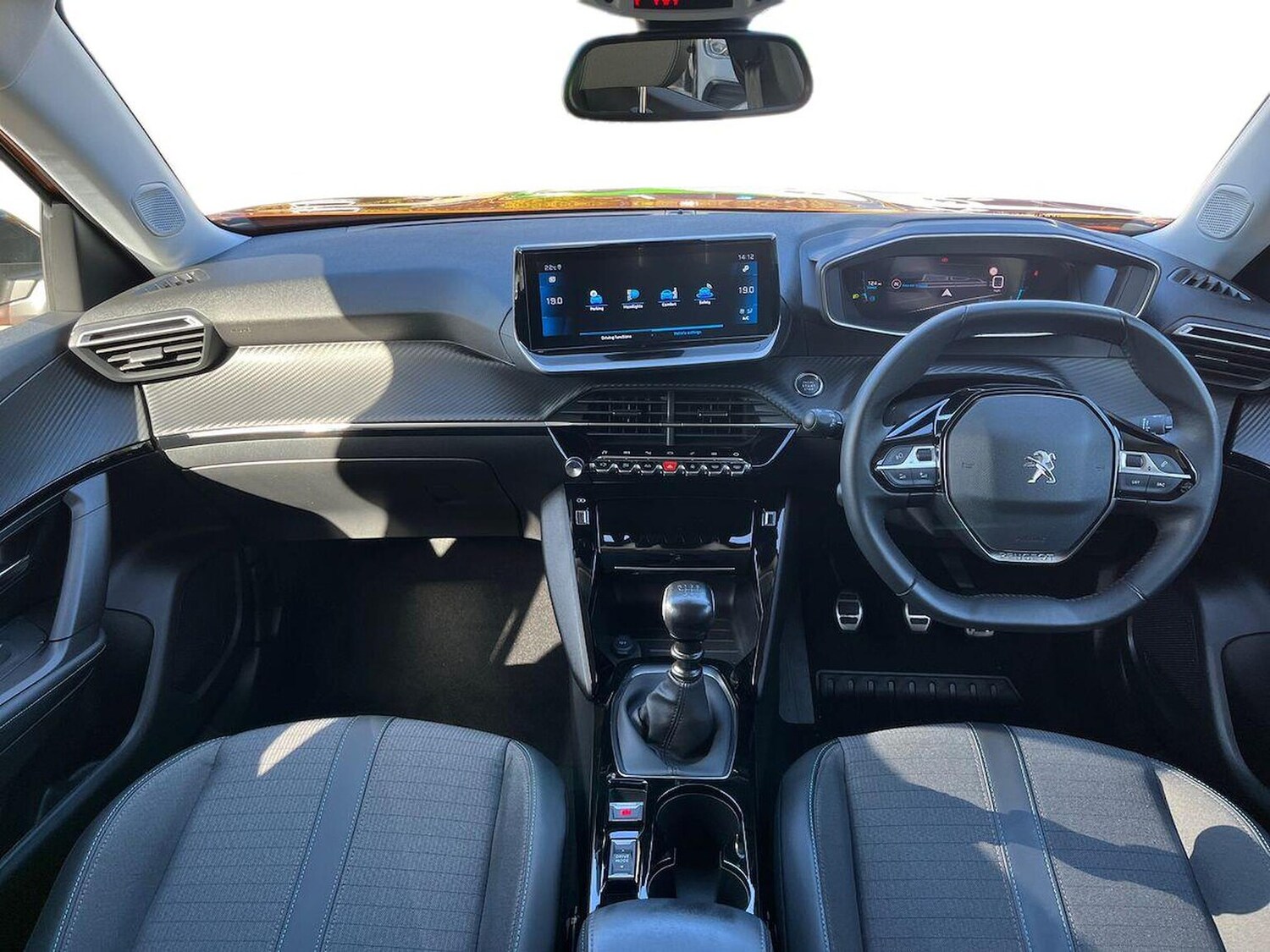 Used Peugeot 2008 2022 for sale - 76187087: Photo 8