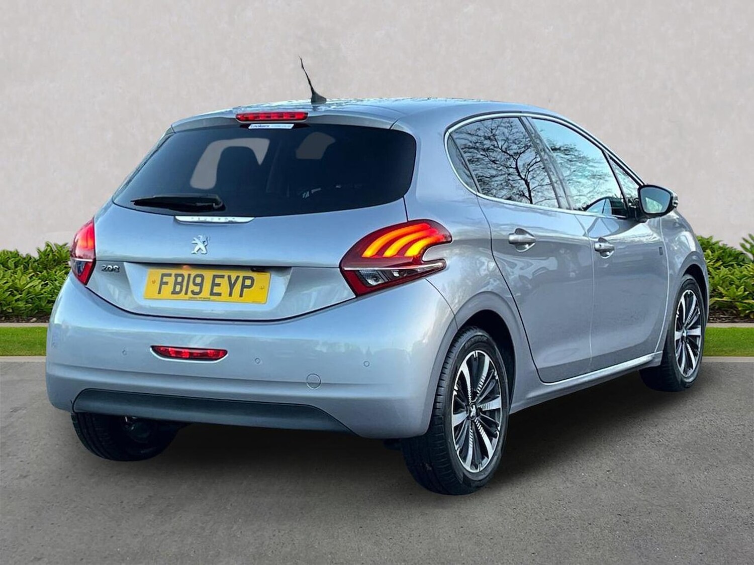 Used Peugeot 208 2019 for sale - 77078022: Photo 19