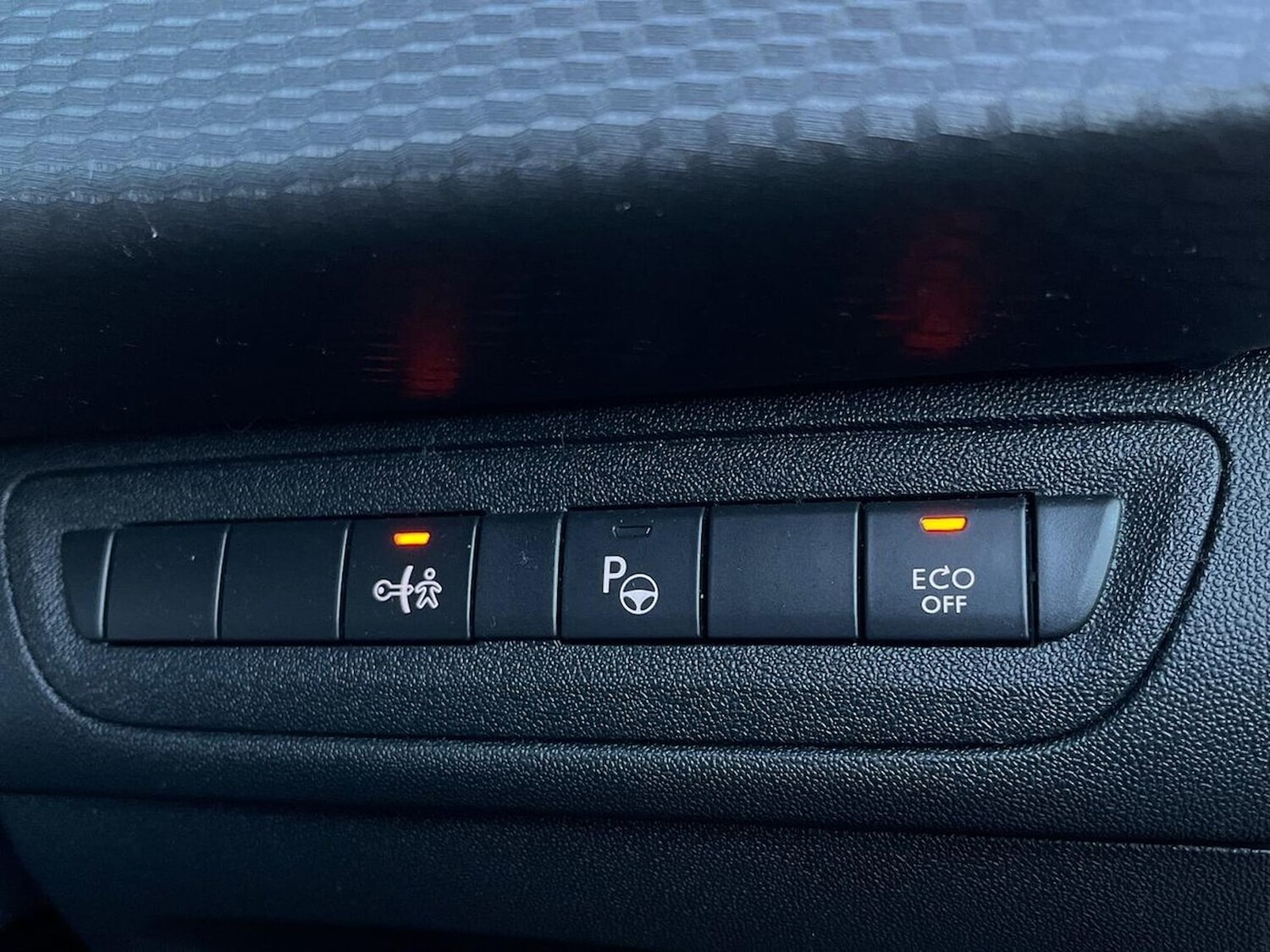 Used Peugeot 208 2019 for sale - 77078022: Photo 23