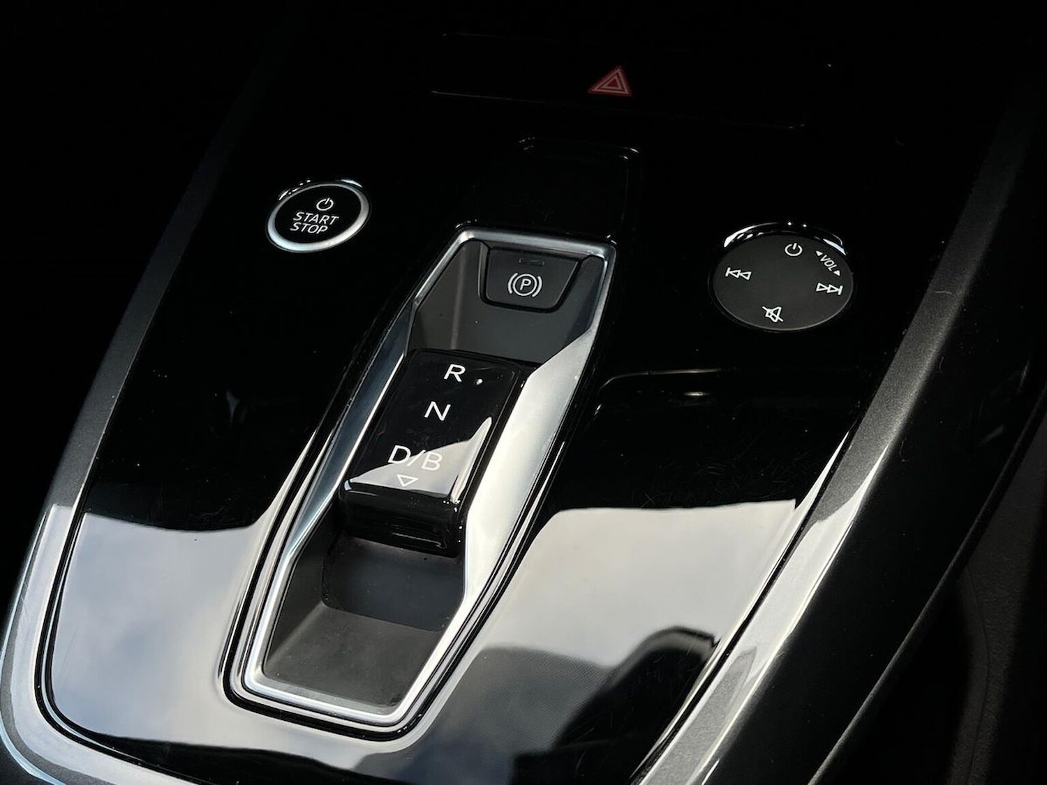 Used Audi Q4 e-tron 2021 for sale - 77639301: Photo 44