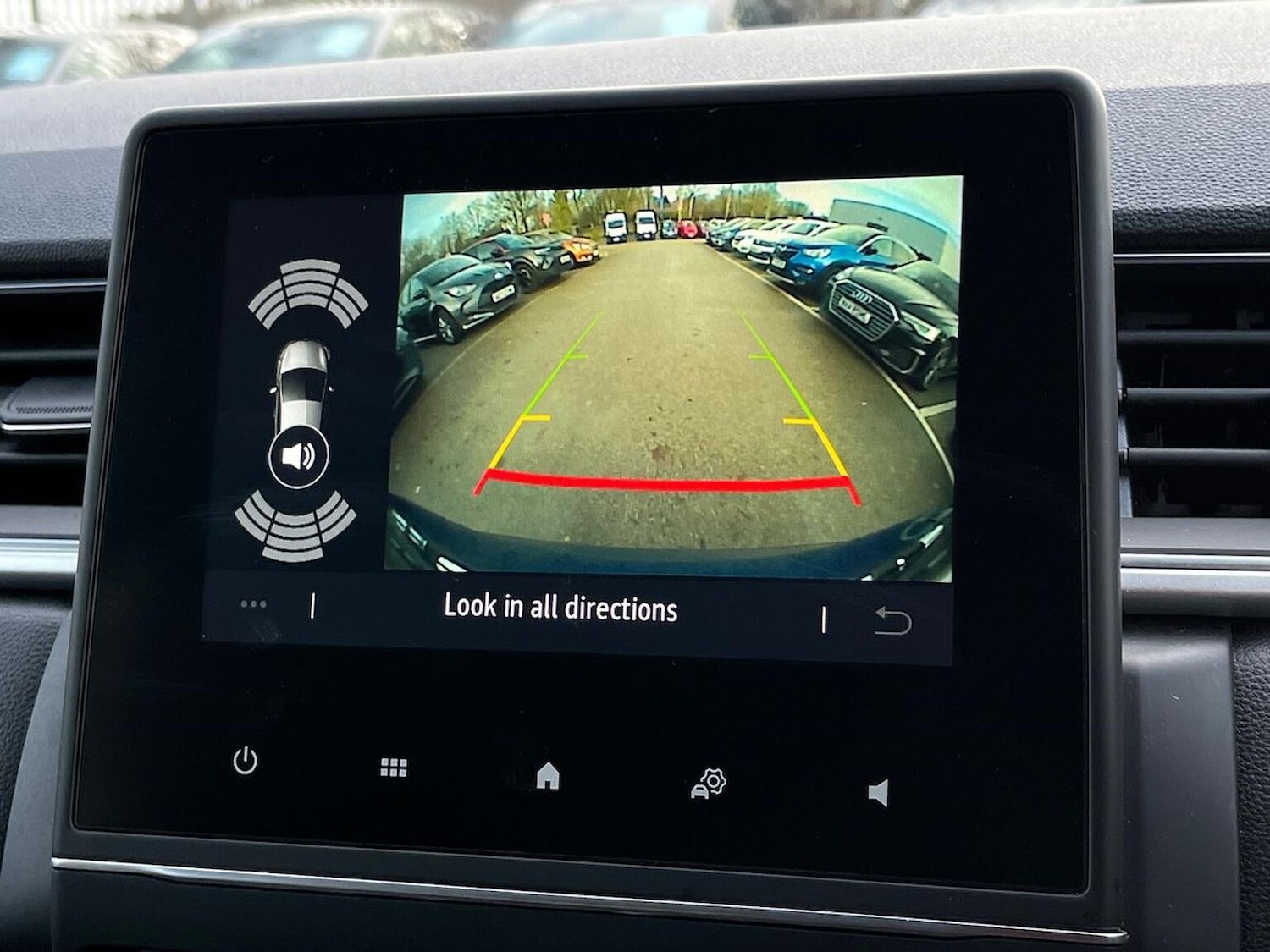 Used Renault Captur 2024 for sale - 76958741: Photo 24