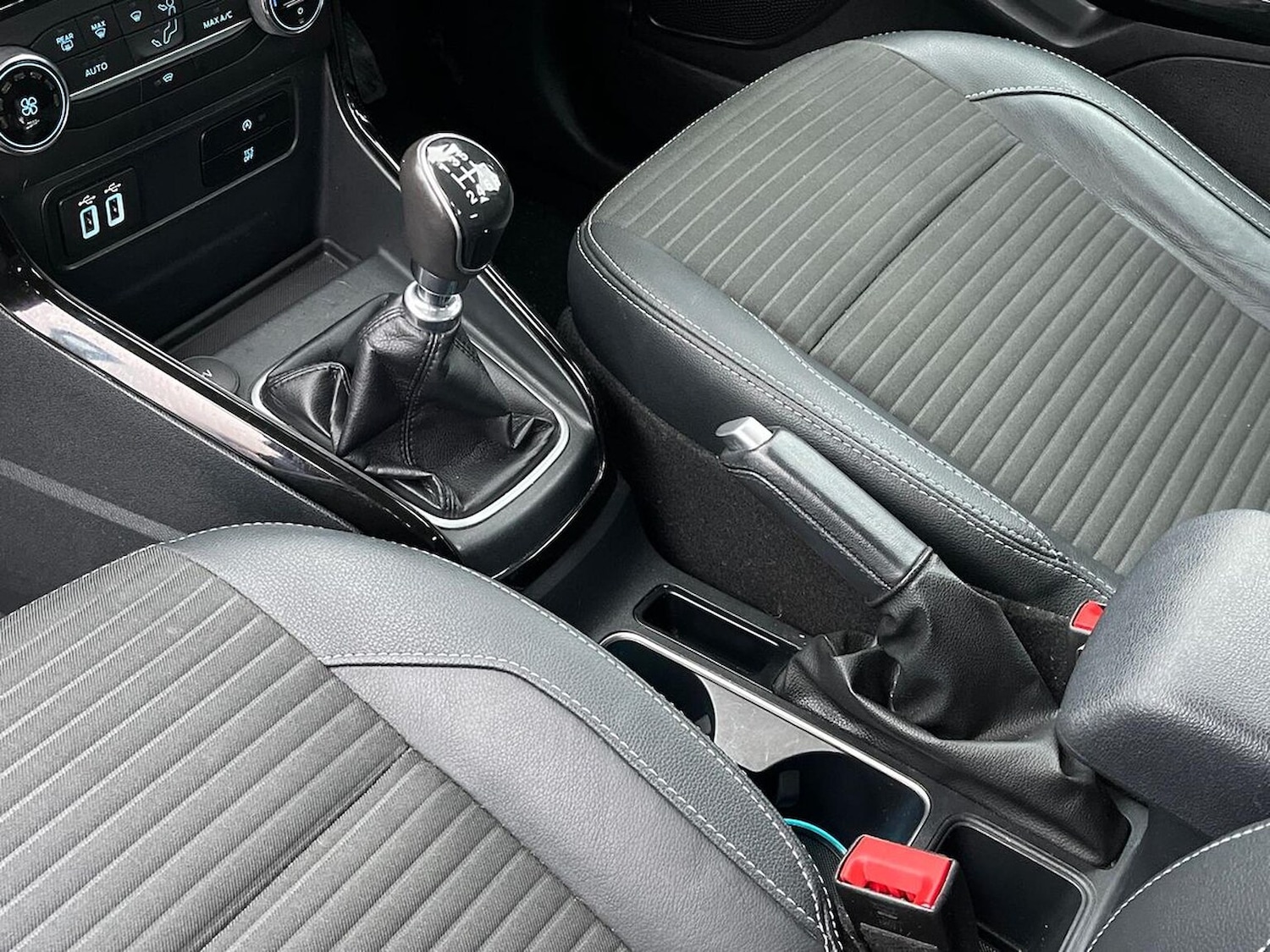 Used Ford Ecosport 2020 for sale - 76951158: Photo 14